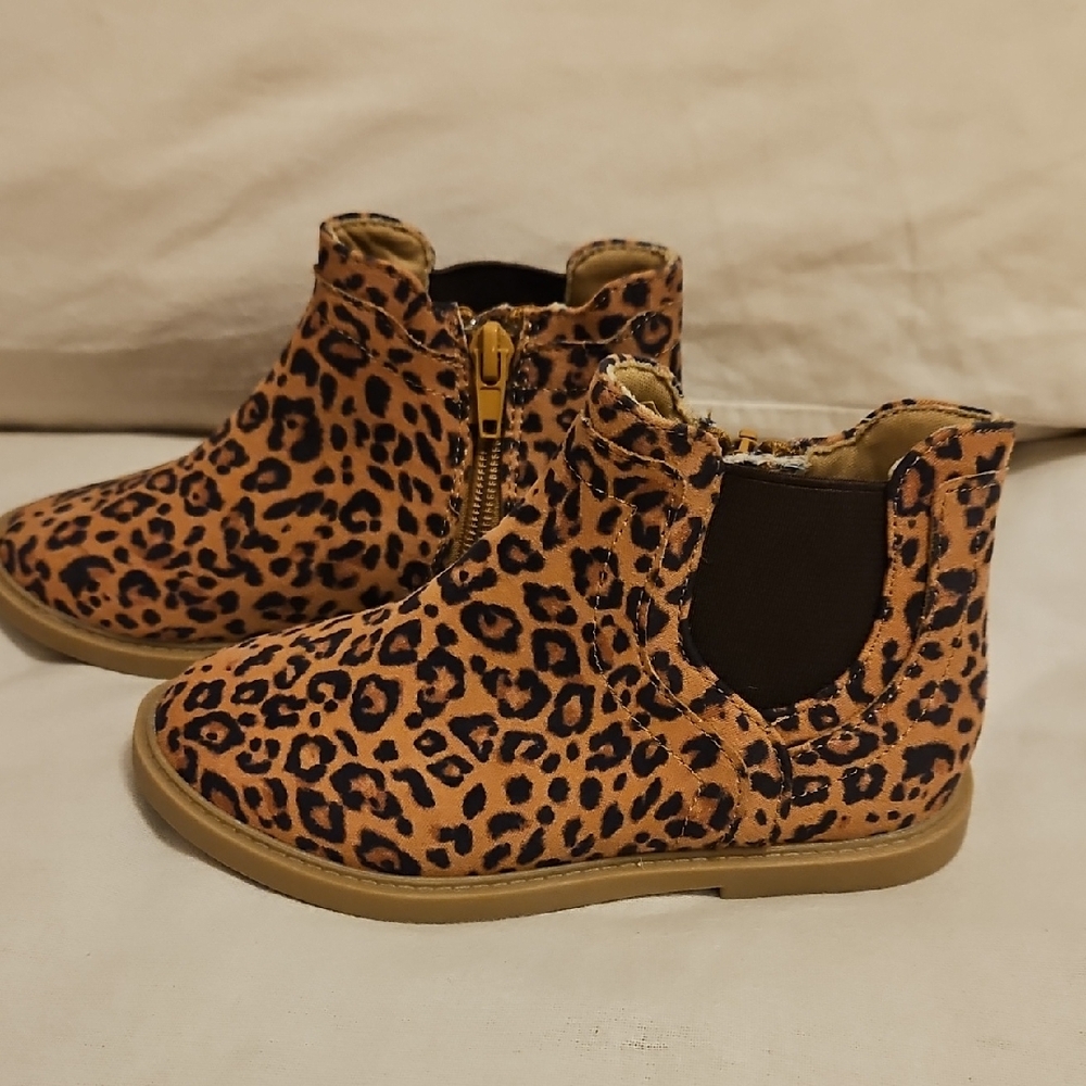 Tucker + Tate Leopard Print Kids Chelsea Boots - Tan & Black